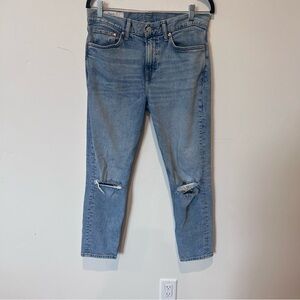 H&M Slim Fit Cropped Light Blue Distressed Jeans Cotton Size 30 High Rise Classi